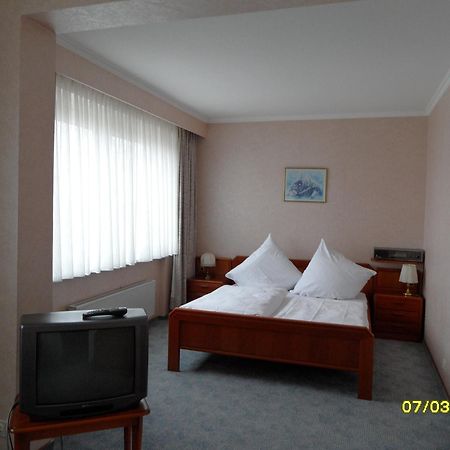 Wiking Hotel Henstedt-Ulzburg Exterior foto